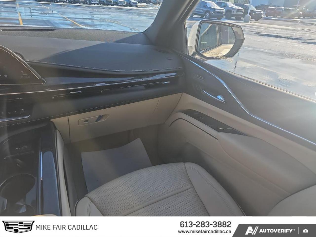 2022 Cadillac Escalade Premium Luxury Automatic Start/Stop, Independant Rear Susupension, Apple CarPlay, Android Auto Photo