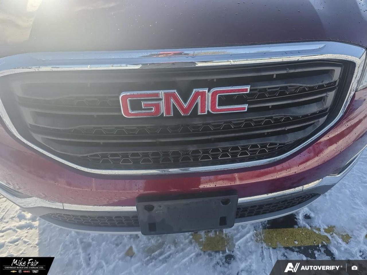 2018 GMC Acadia SLE-1 Dual Zone Climate Control, bluetooth, Android/Apple CarPlay, back up camera Photo