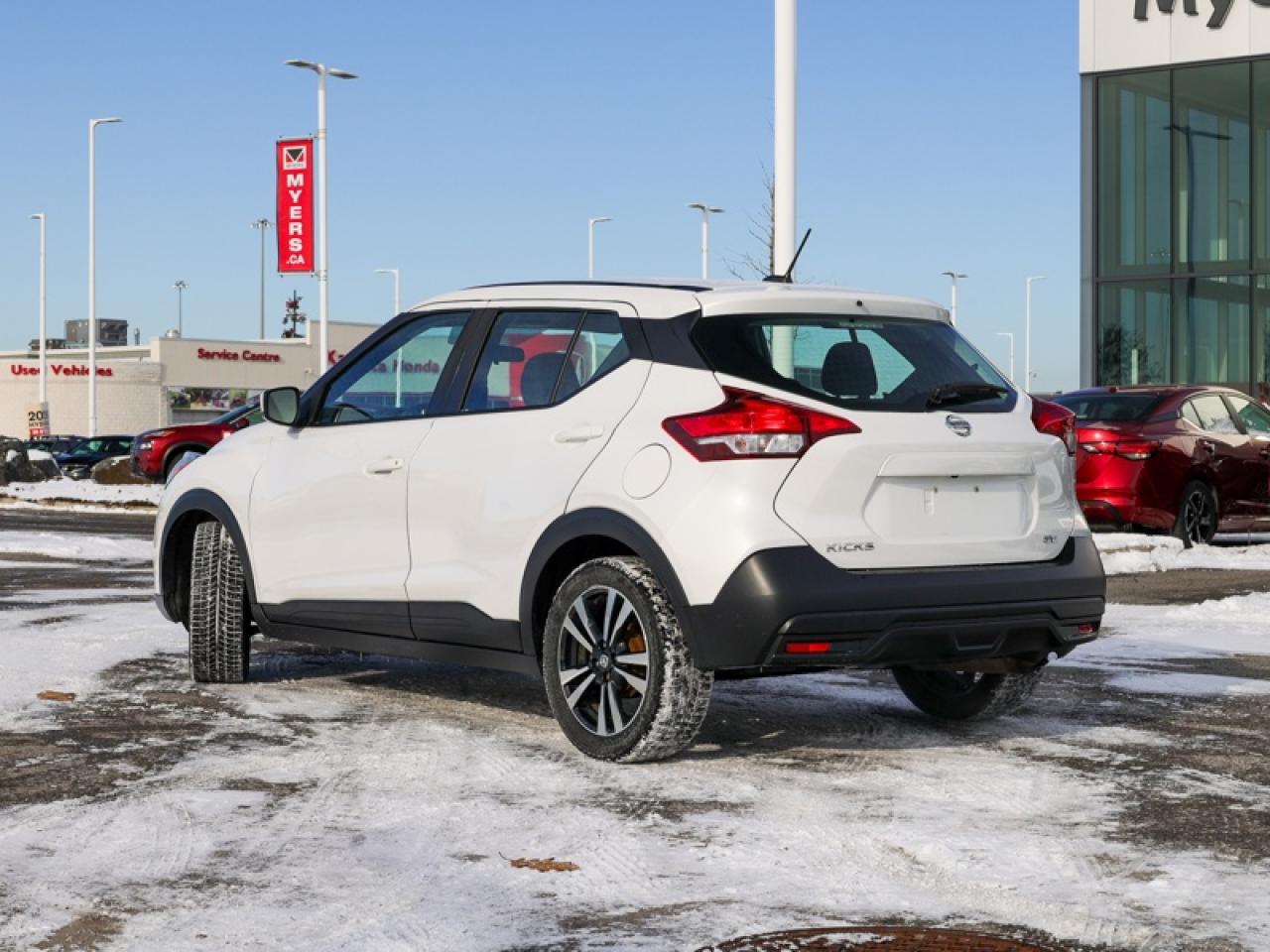 2019 Nissan Kicks  Photo3