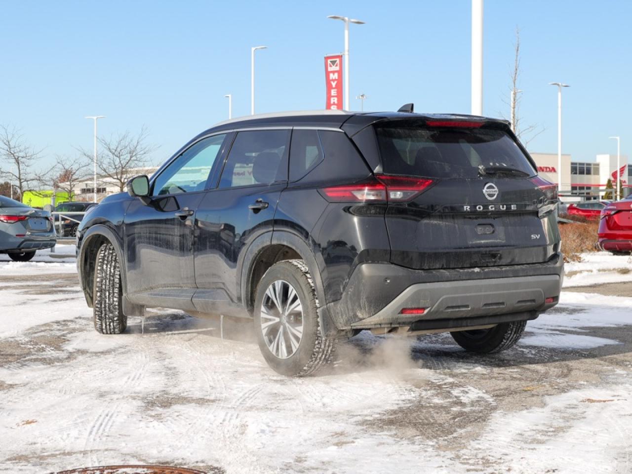 2021 Nissan Rogue SV  - Sunroof -  Heated Seats Photo3