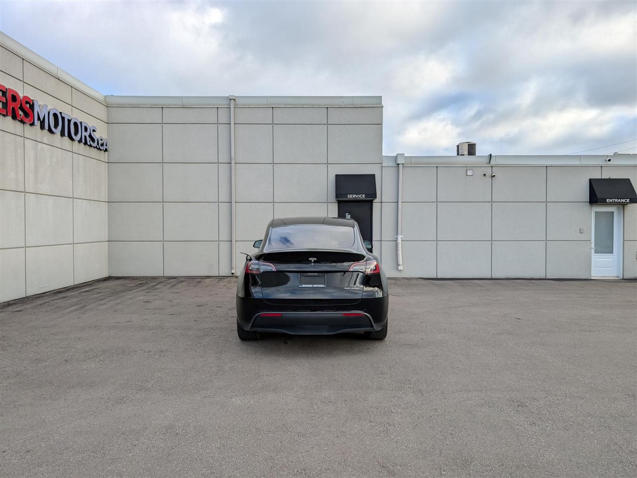 2022 Tesla Model Y LONG RANGE AWD - DUAL MOTOR Photo4