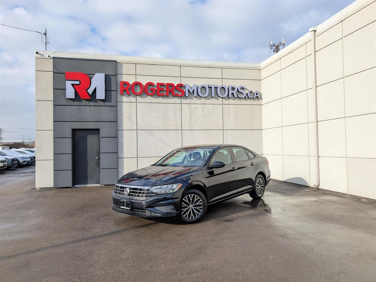 Used 2021 Volkswagen Jetta HIGHLINE - NAVI - SUNROOF - LEATHER - TECH FEATS for sale in Oakville, ON