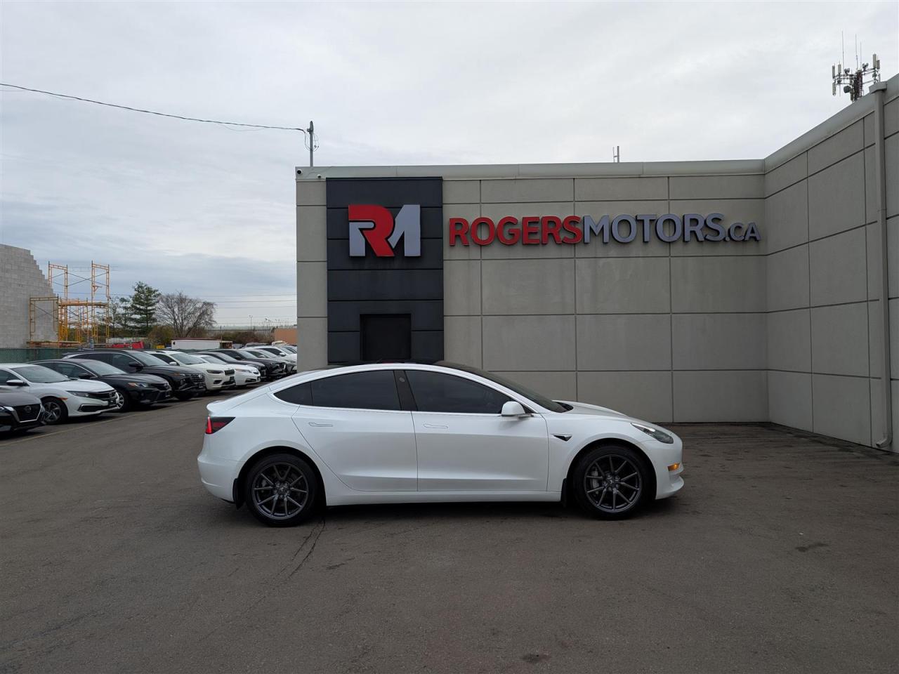 2020 Tesla Model 3 LONG RANGE AWD - DUAL MOTOR Photo4