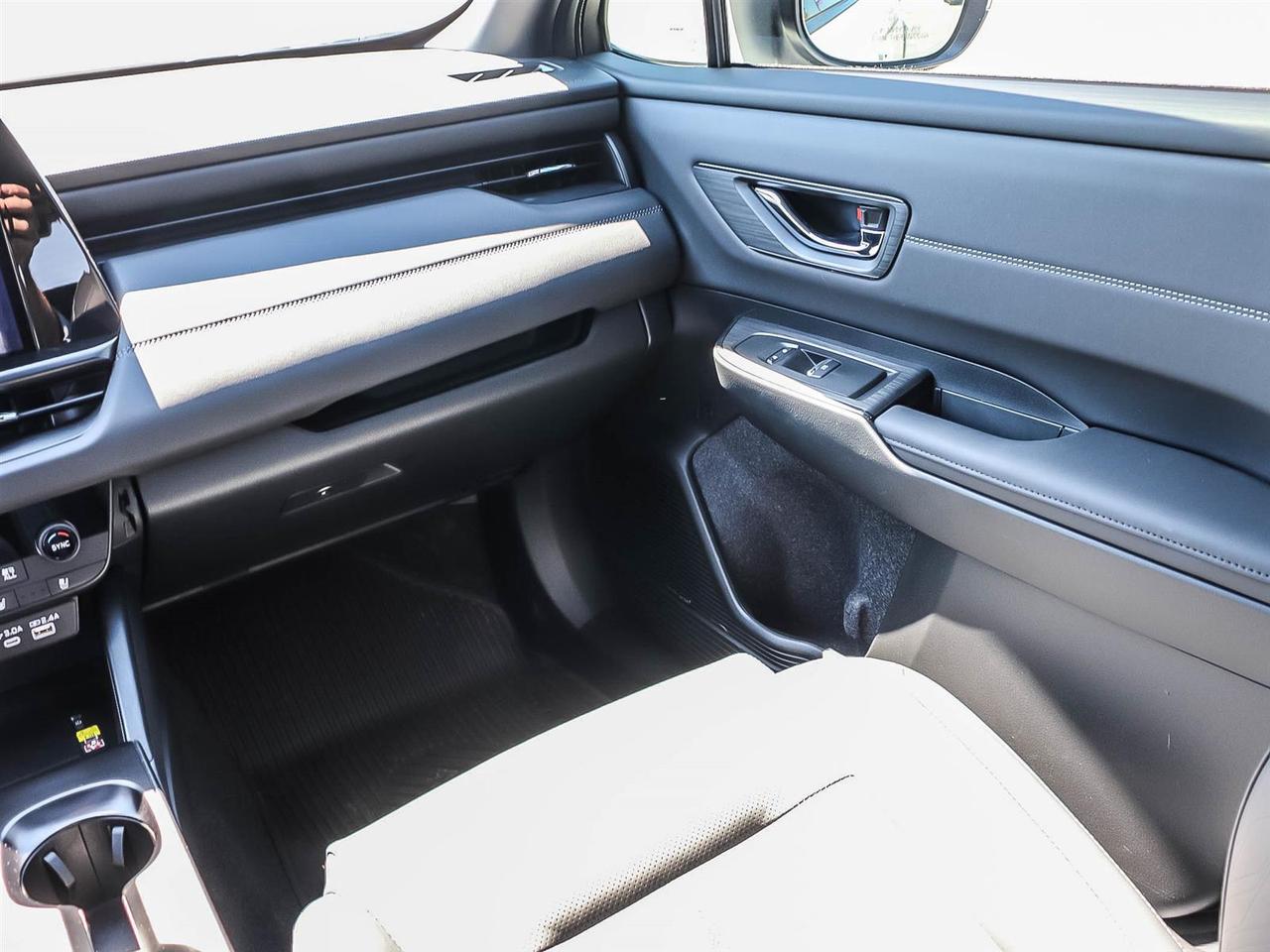2026 Subaru Outback Premier XT Photo