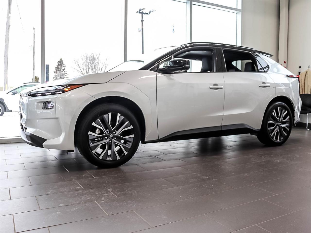 2026 Subaru Solterra Luxury Photo