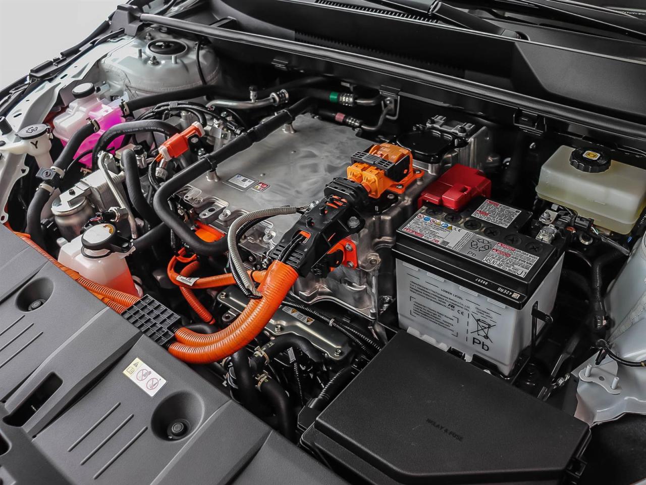 2026 Subaru Solterra Luxury Photo