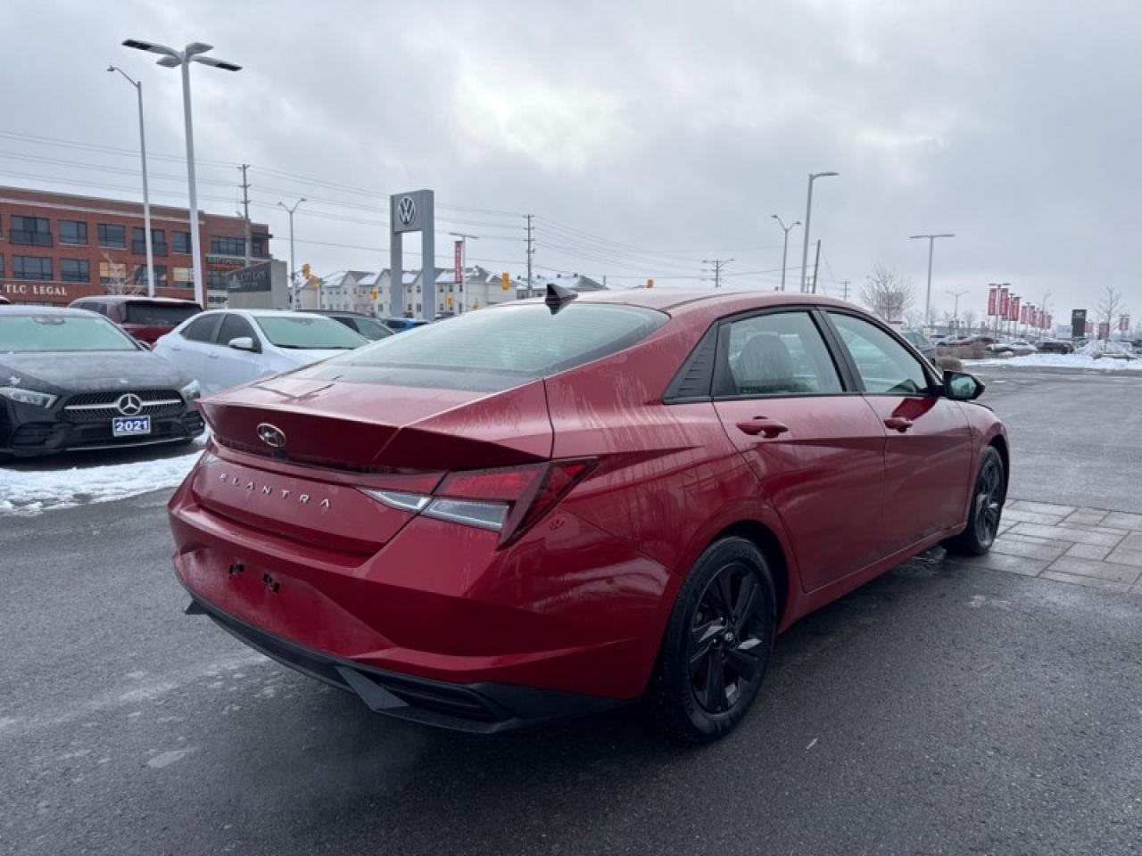 2023 Hyundai Elantra Preferred w/Sun and Tech Photo