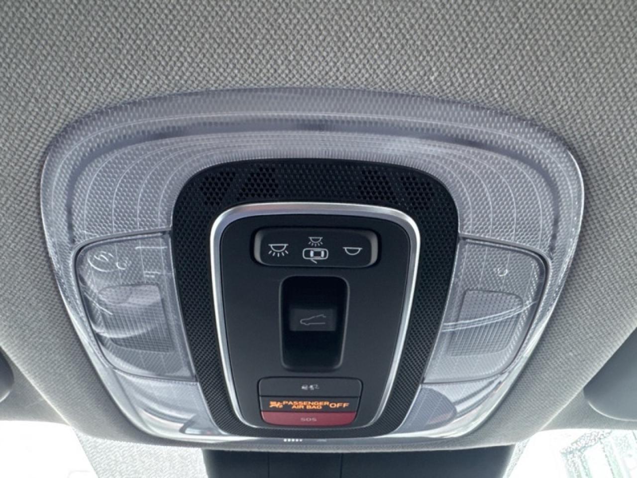 2023 Hyundai Elantra Preferred w/Sun and Tech Photo