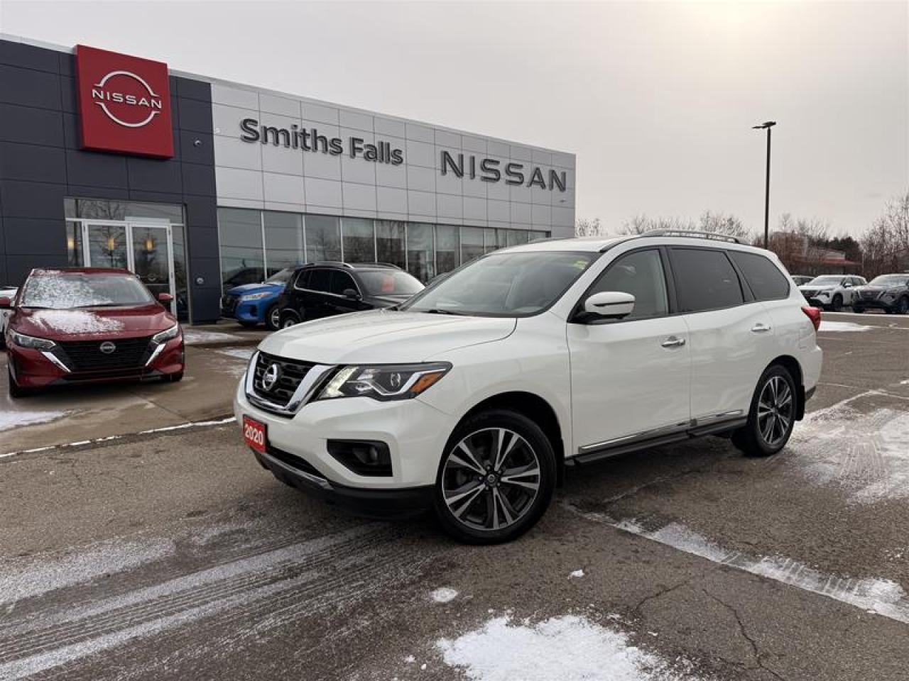 Used 2020 Nissan Pathfinder Platinum V6 4x4 at for sale in Smiths Falls, ON
