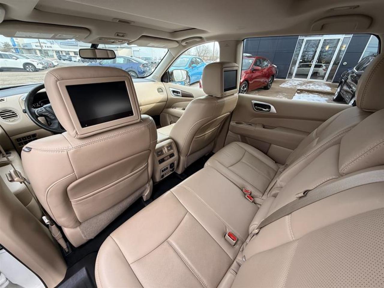 2020 Nissan Pathfinder Platinum V6 4x4 at Photo