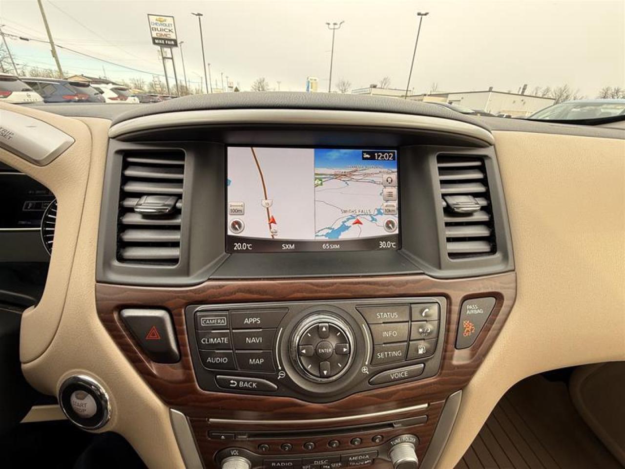 2020 Nissan Pathfinder Platinum V6 4x4 at Photo