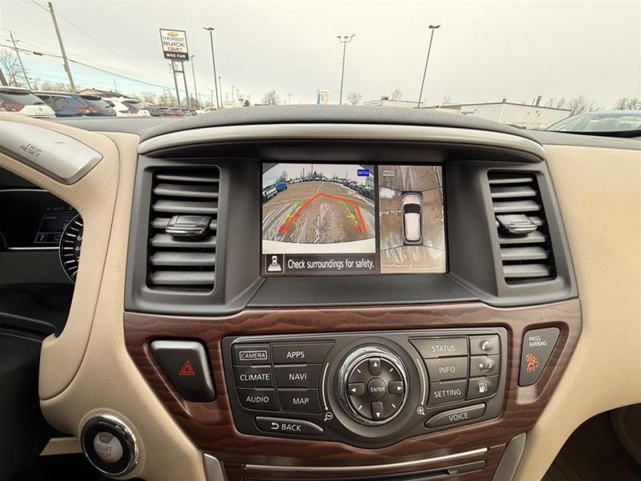 2020 Nissan Pathfinder Platinum V6 4x4 at Photo