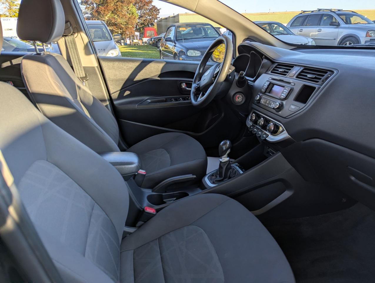 2013 Kia Rio "Holy COW" certified + FREE 6M warranty Photo4