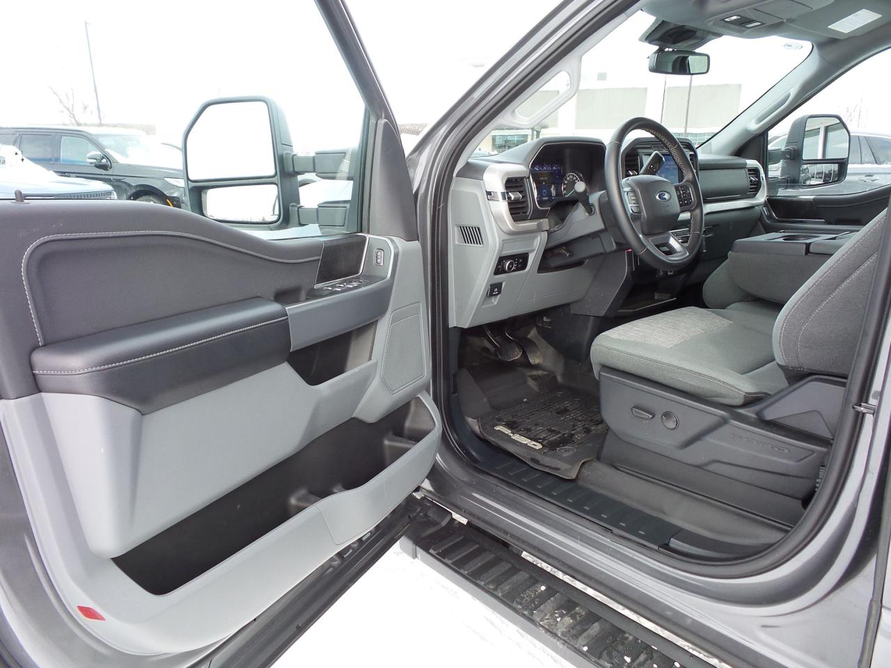 2023 Ford F-150 XLT, 3.5L ECOBOOST! LONG BOX! 20'S AND TOW MIRRORS Photo5