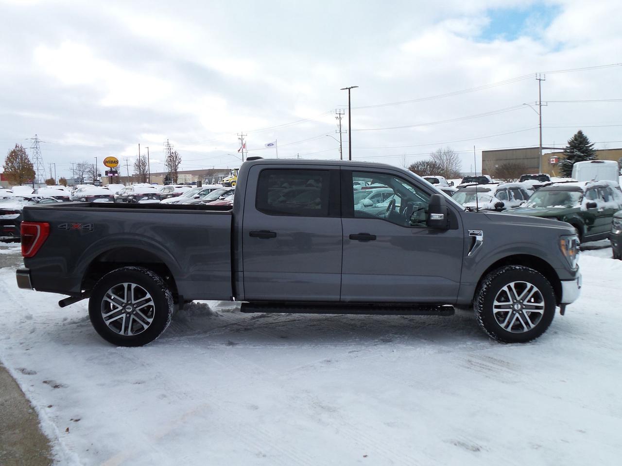 2023 Ford F-150 XLT, 3.5L ECOBOOST! LONG BOX! 20'S AND TOW MIRRORS Photo3