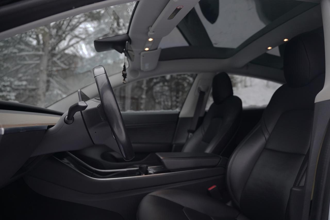 2018 Tesla Model 3 LONG RANGE Photo