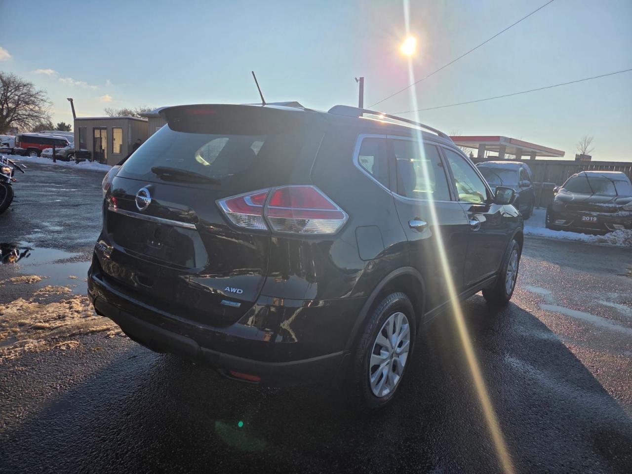 2014 Nissan Rogue S, AWD, WELL MAINTAINED, NO ACCIDENTS, CERTIFIED - Photo #5