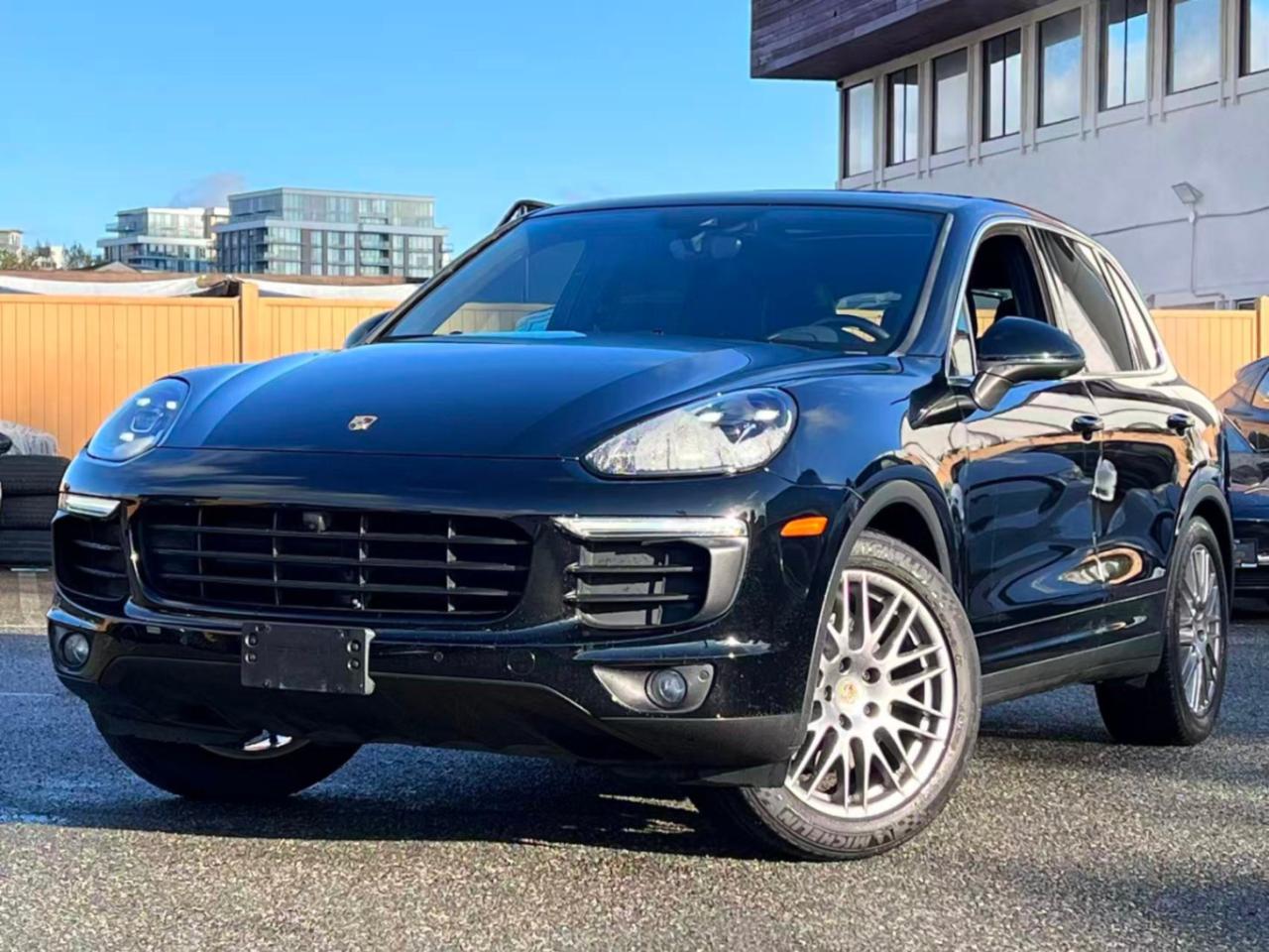 Used 2016 Porsche Cayenne AWD/ NO ACCIDENT/ AIR SUSPENSION/ BC LOCAL for sale in Richmond, BC