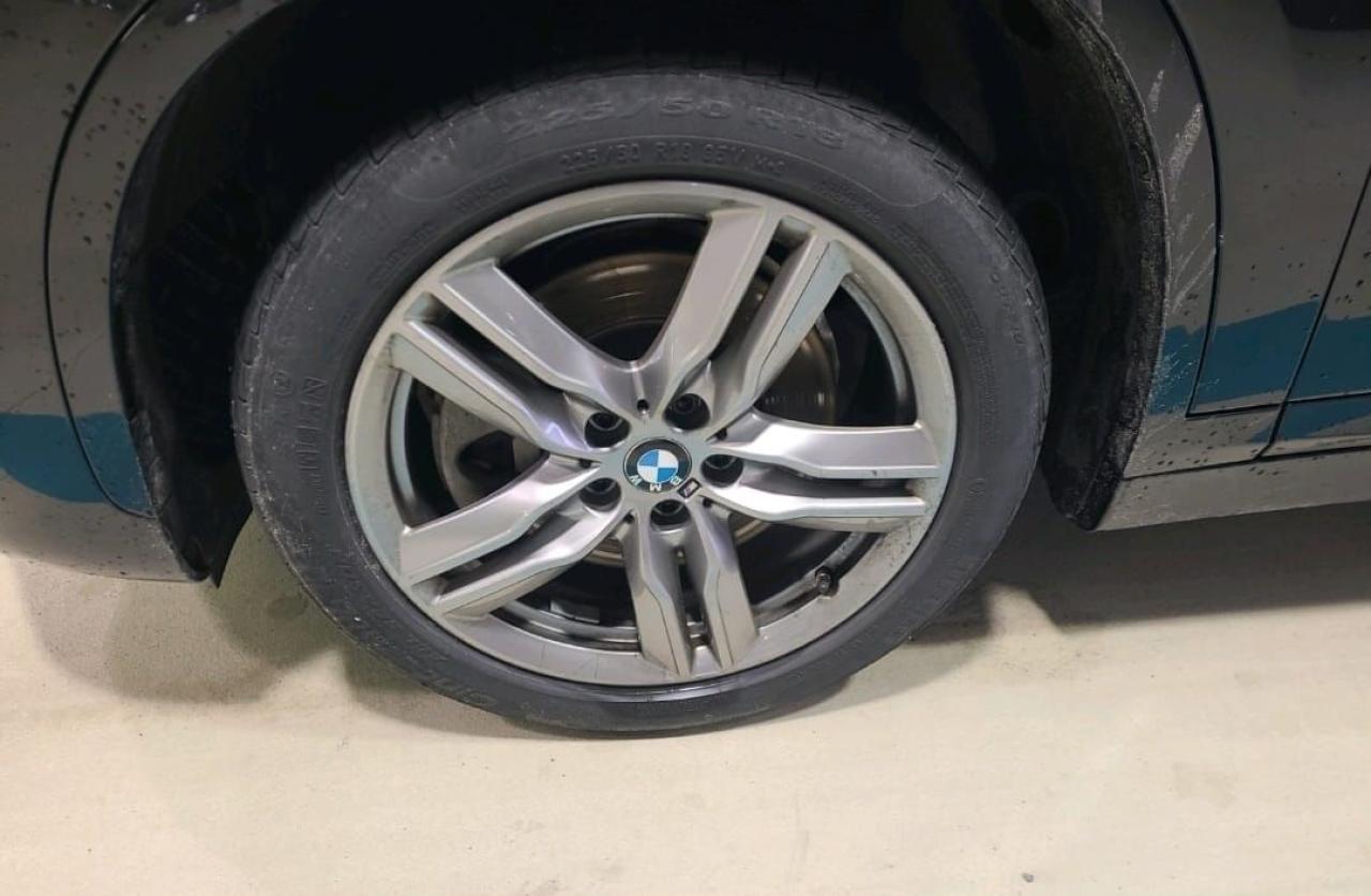 2021 BMW X1 xDrive28i Photo