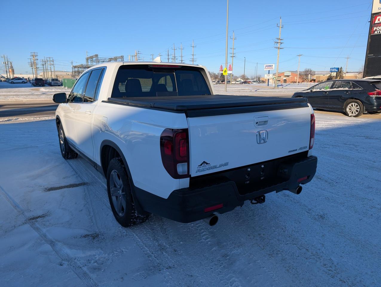 2021 Honda Ridgeline Touring | Cooled Seats | Blind Spot Monitoring - Photo #5