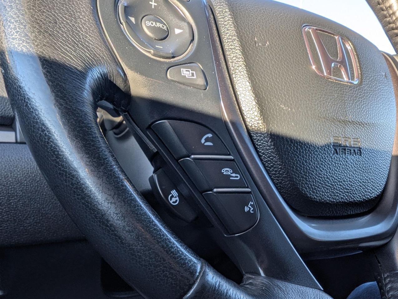 2021 Honda Ridgeline Touring | Cooled Seats | Blind Spot Monitoring - Photo #11