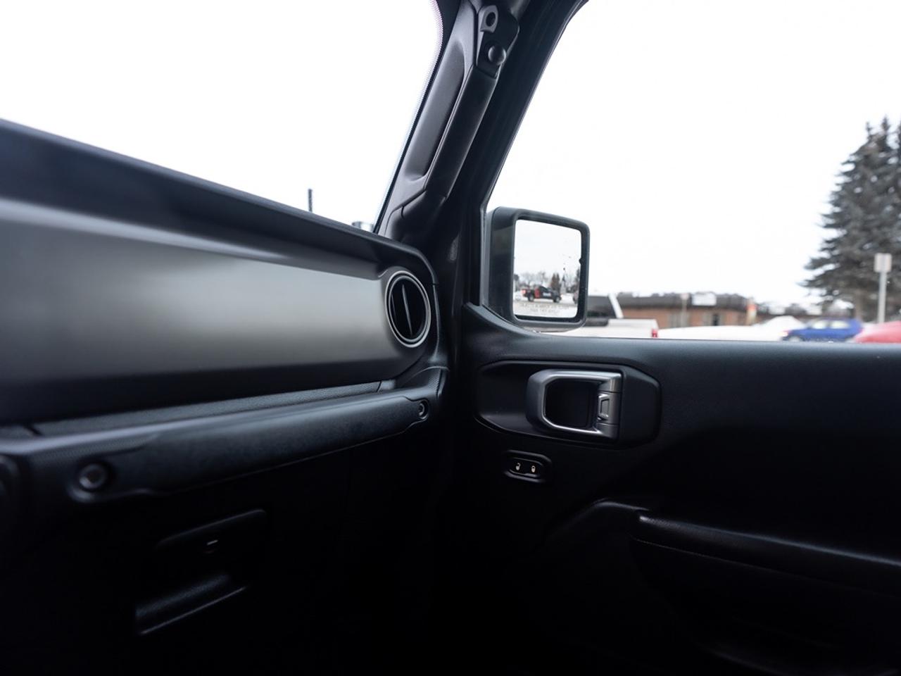 2020 Jeep Gladiator Sport S 4x4 Photo12