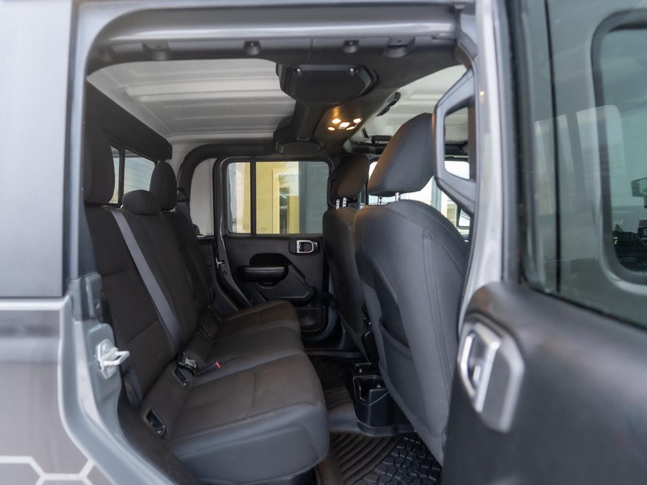 2020 Jeep Gladiator Sport S 4x4 Photo18