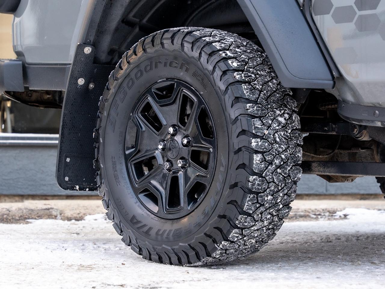 2020 Jeep Gladiator Sport S 4x4 Photo3