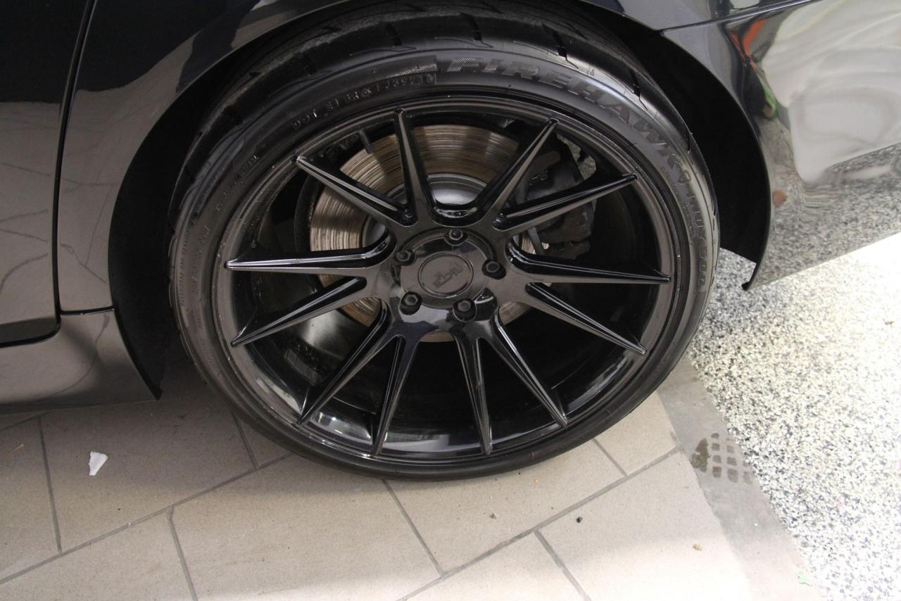 2011 BMW 5 Series 550i xDrive Photo