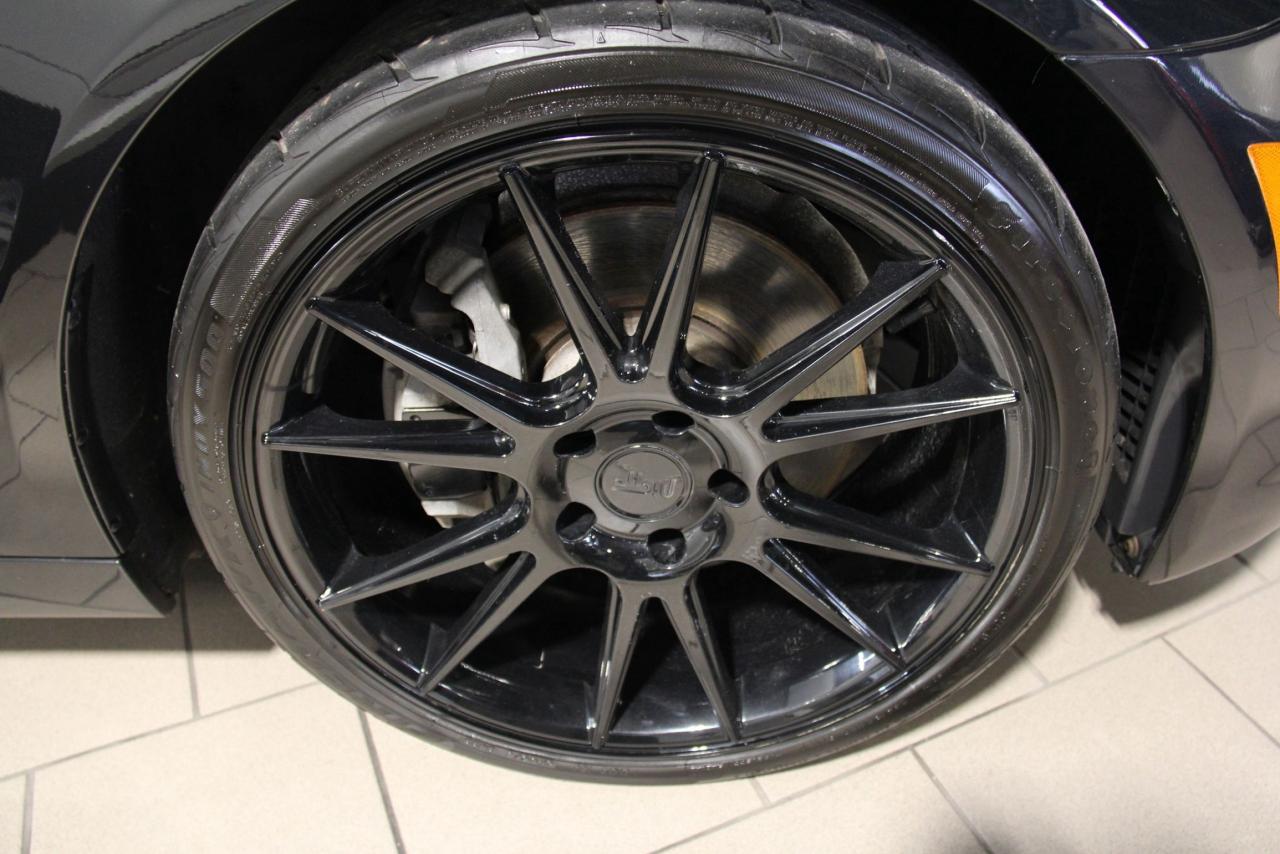 2011 BMW 5 Series 550i xDrive Photo