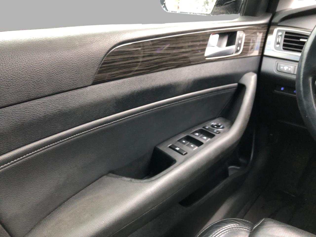 2015 Hyundai Sonata Limited LOW KM / B.CAM / NAV / PANOROOF / H.SEATS