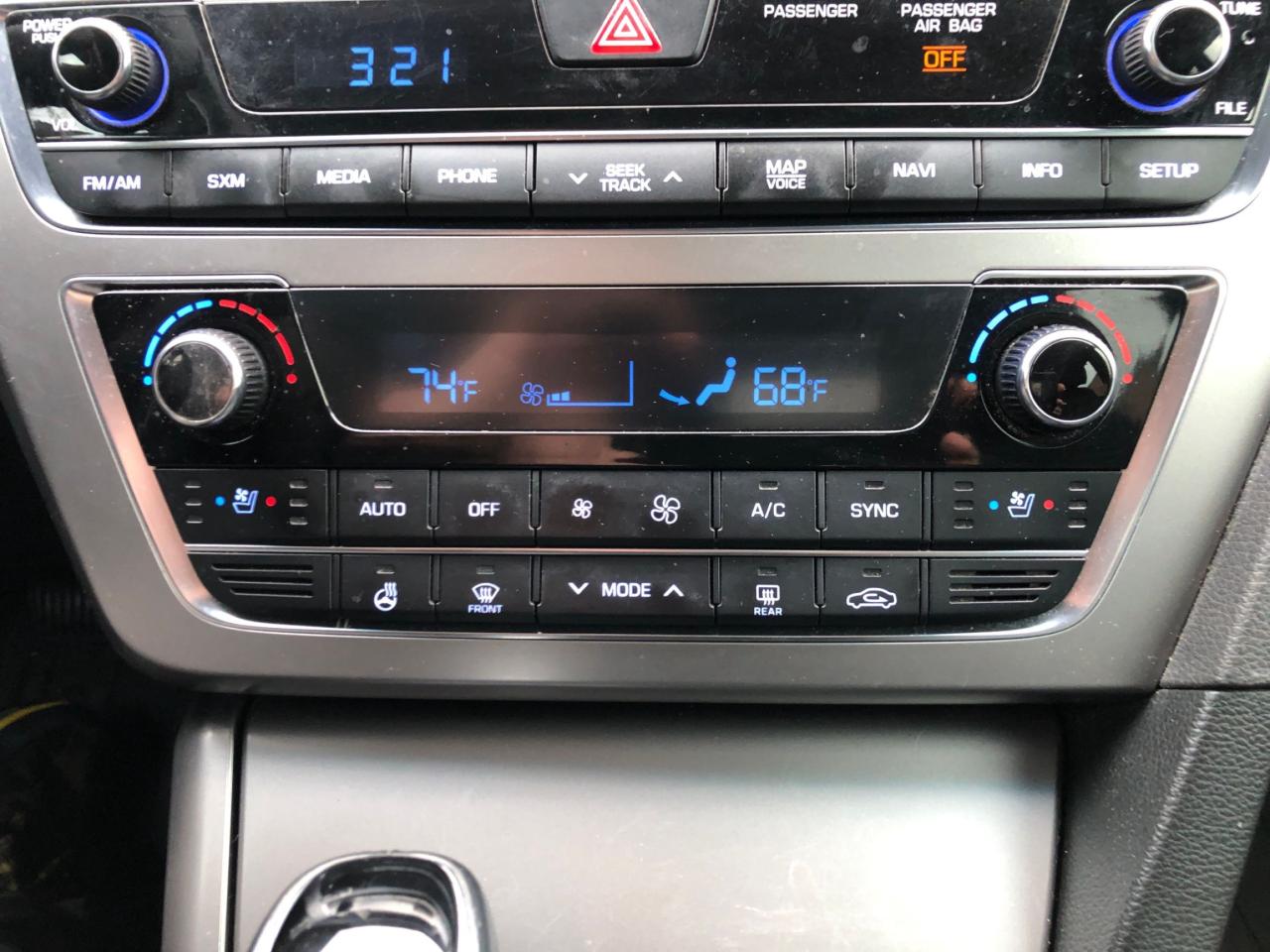 2015 Hyundai Sonata Limited LOW KM / B.CAM / NAV / PANOROOF / H.SEATS