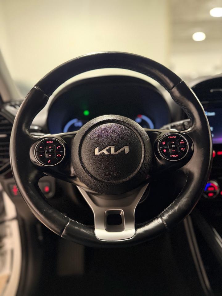 2022 Kia Soul EV EV Premium Photo