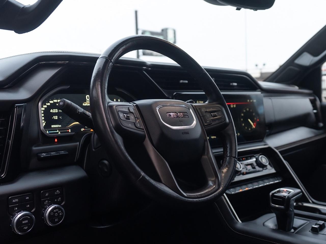 2022 GMC Sierra 1500 AT4X Photo11