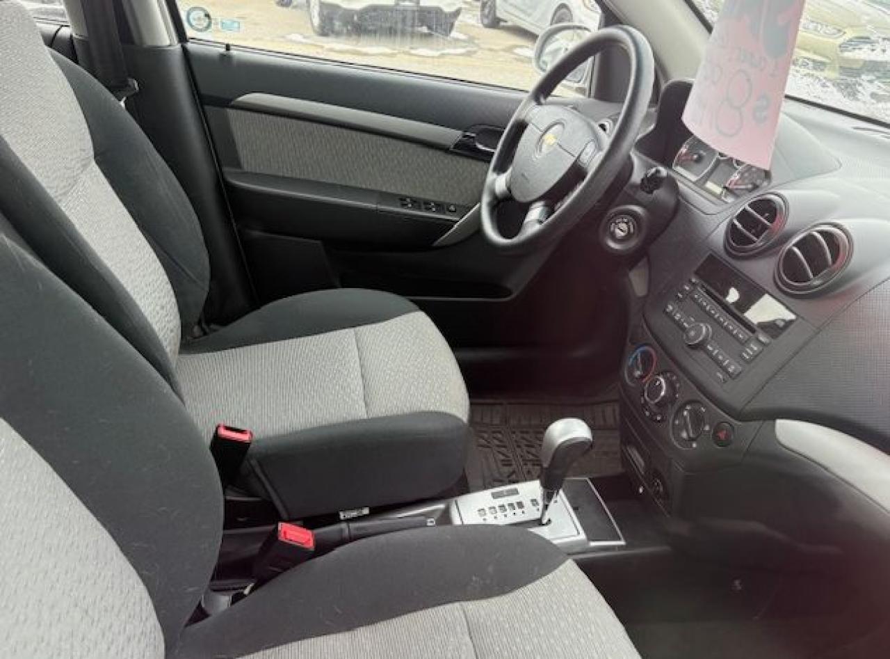 2009 Chevrolet Aveo LT Photo2