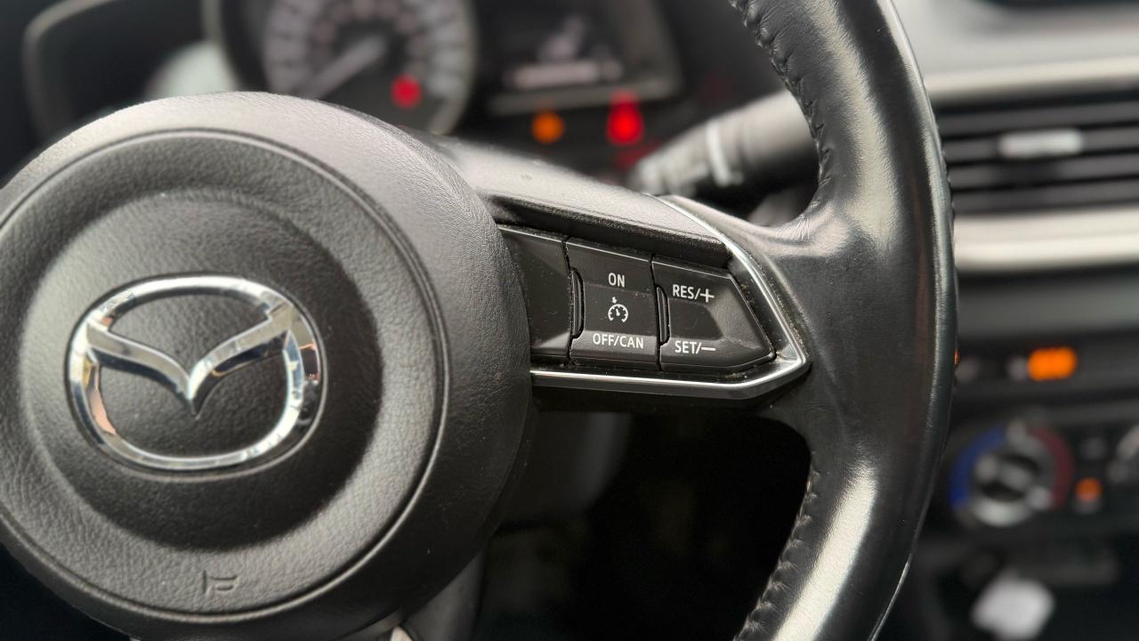 2018 Mazda MAZDA3 GS - Photo #17