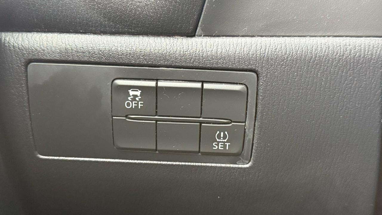 2018 Mazda MAZDA3 GS - Photo #19