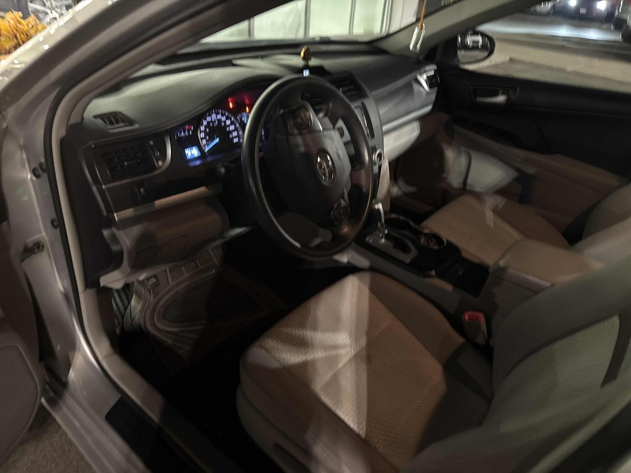 2013 Toyota Camry LE - Photo #5