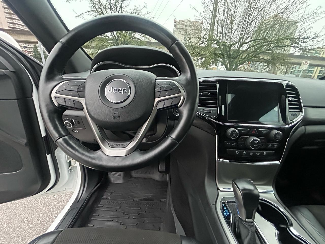 2020 Jeep Grand Cherokee Altitude - Photo #11