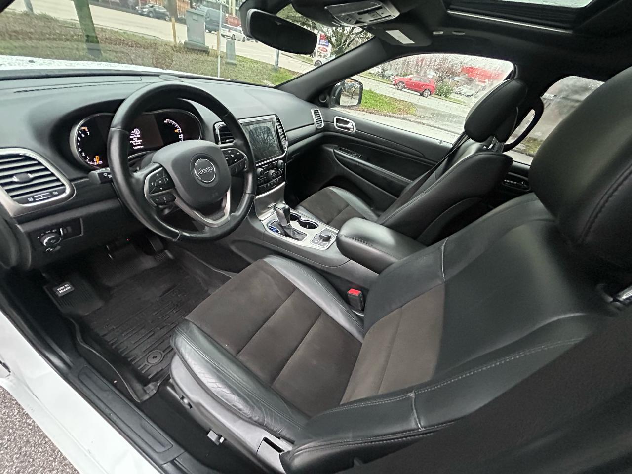 2020 Jeep Grand Cherokee Altitude - Photo #9