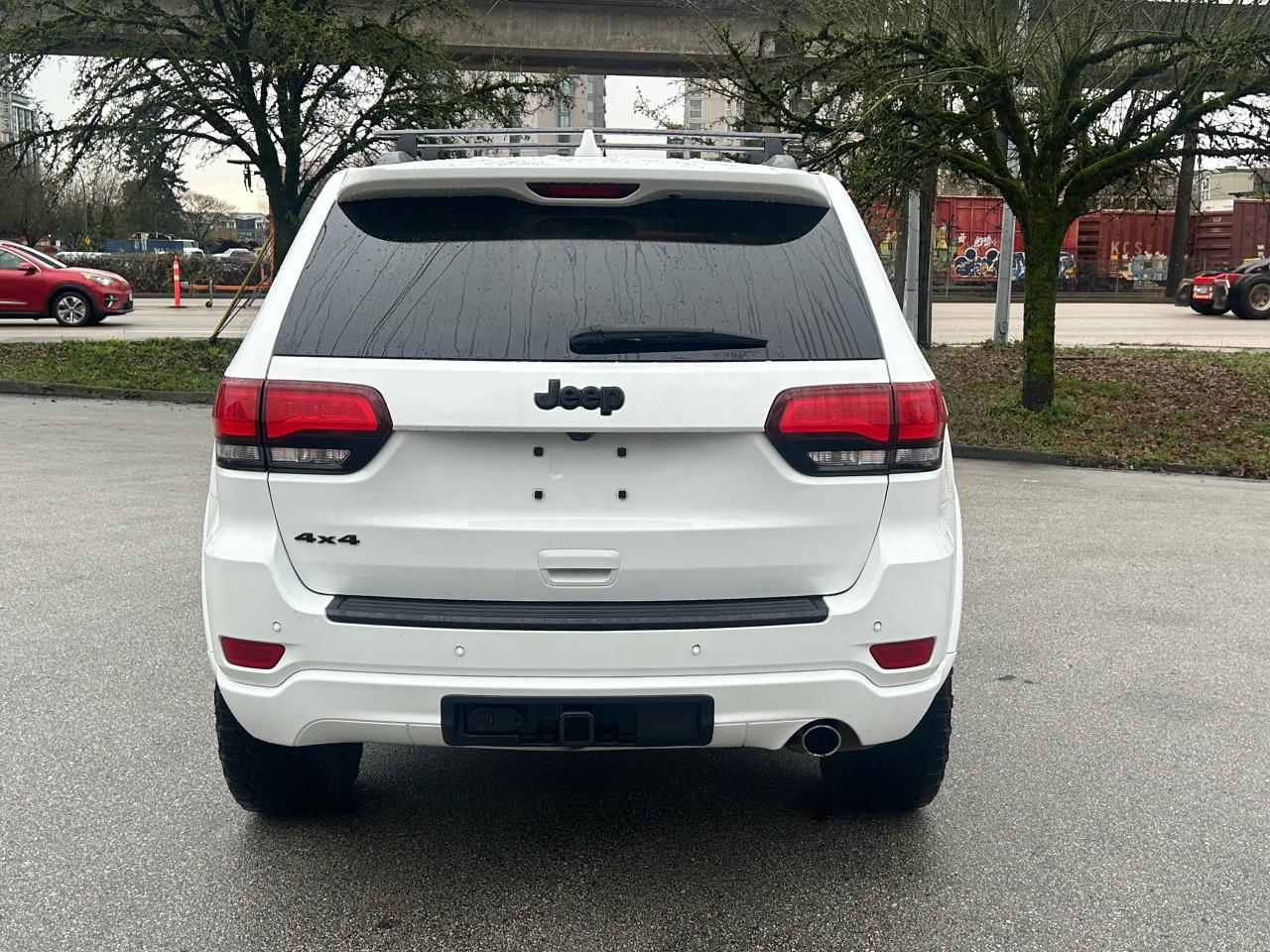 2020 Jeep Grand Cherokee Altitude - Photo #7