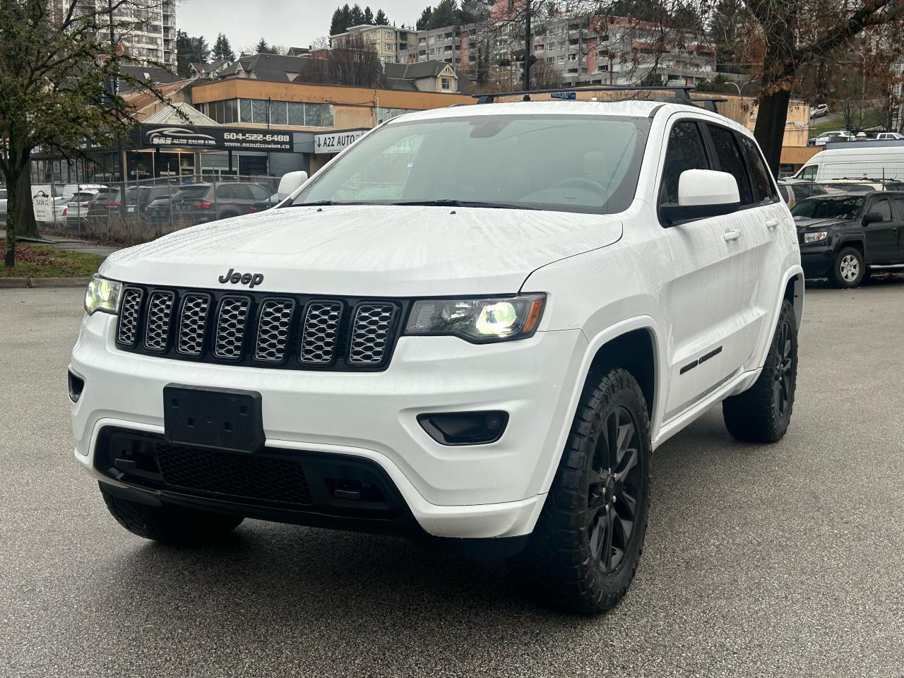 2020 Jeep Grand Cherokee Altitude - Photo #1