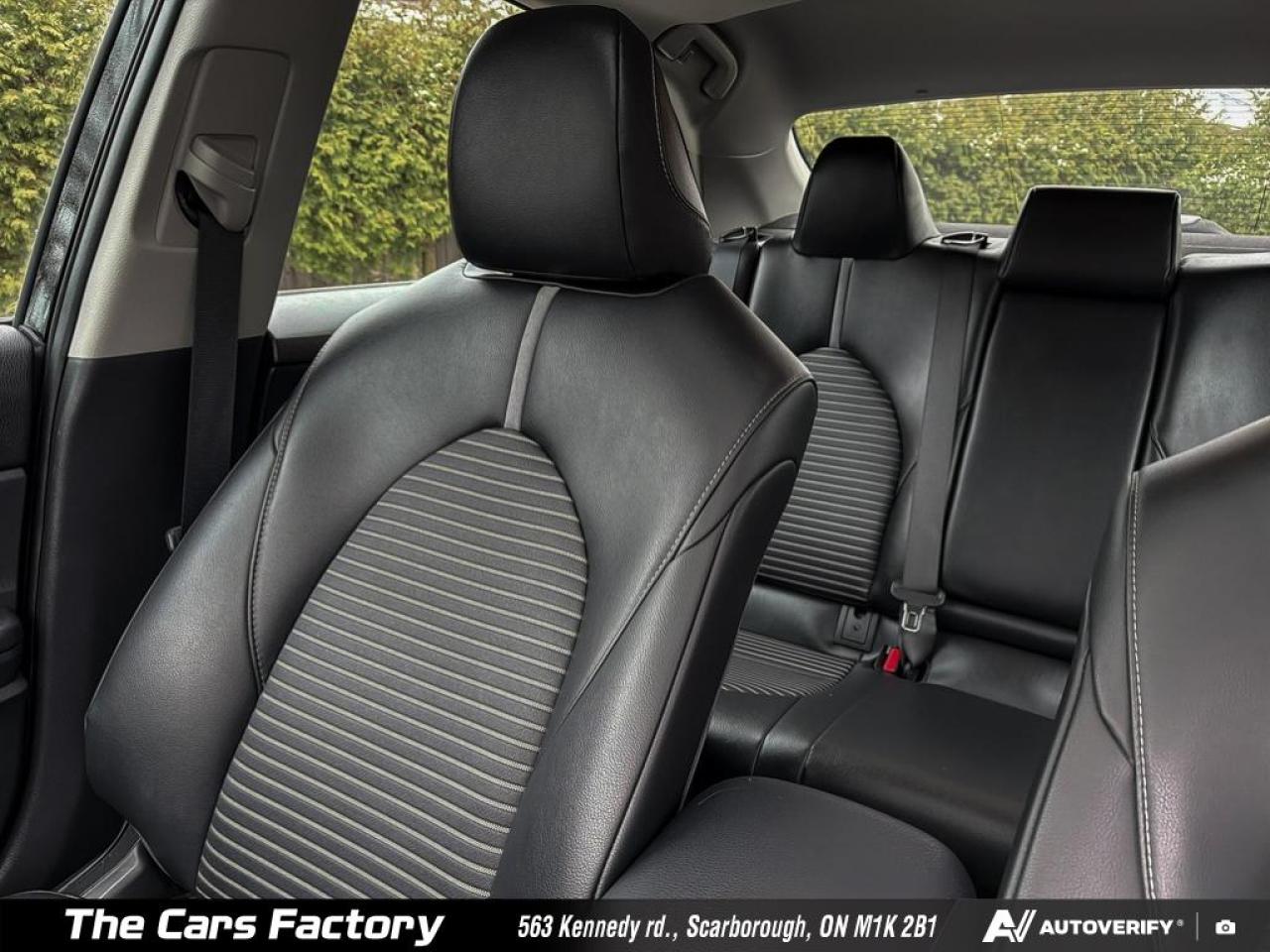 2019 Toyota Camry SE Only 81,114 km! Leather,Sunroof,Apple CarPlay! - Photo #20