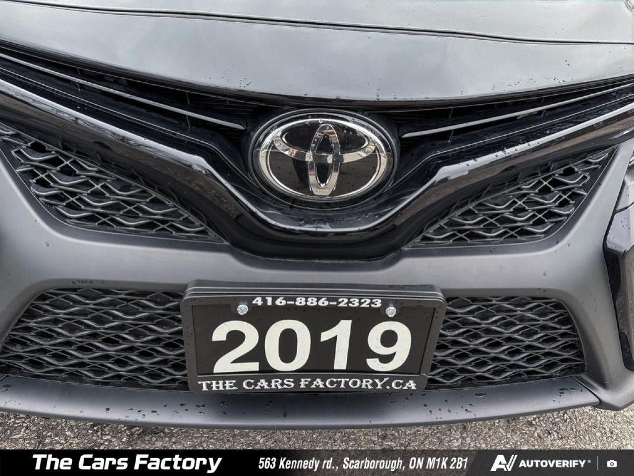 2019 Toyota Camry SE Only 81,114 km! Leather,Sunroof,Apple CarPlay! - Photo #8