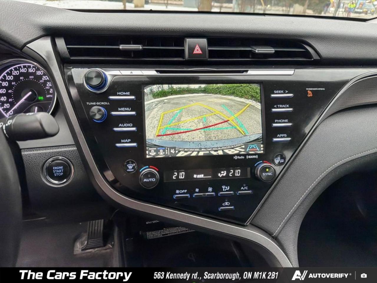 2019 Toyota Camry SE Only 81,114 km! Leather,Sunroof,Apple CarPlay! - Photo #18