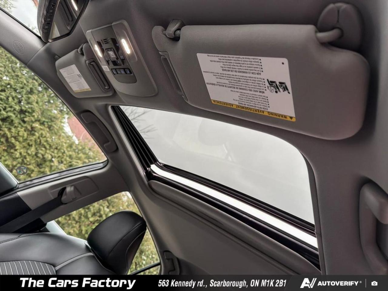 2019 Toyota Camry SE Only 81,114 km! Leather,Sunroof,Apple CarPlay! - Photo #21