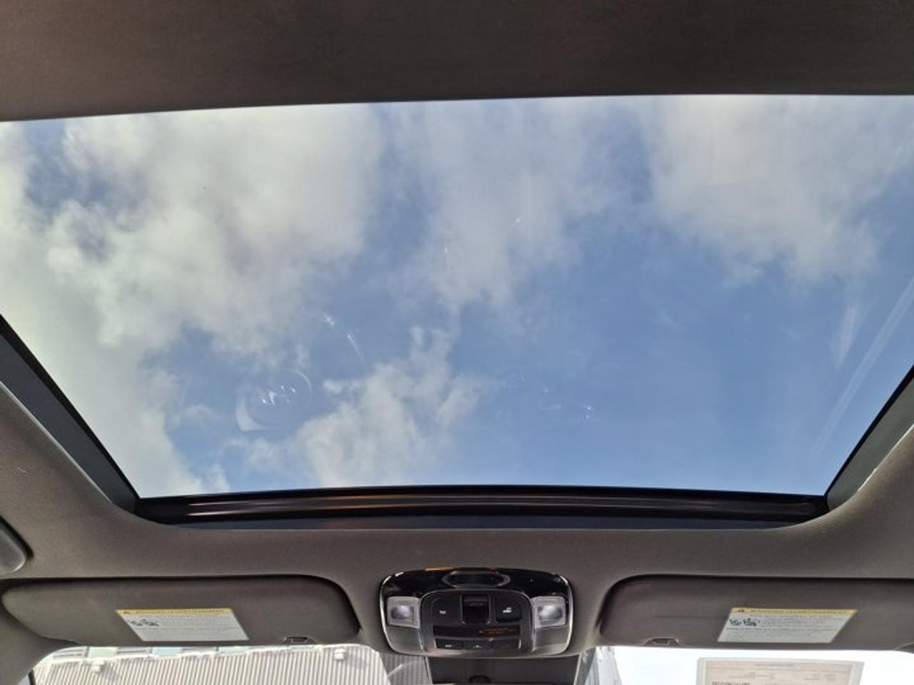 2022 Hyundai Sonata N Line | Pano Roof | Leather | Heated Seats + Steering | Remote Start | Adaptive Cruise | and More ! Photo