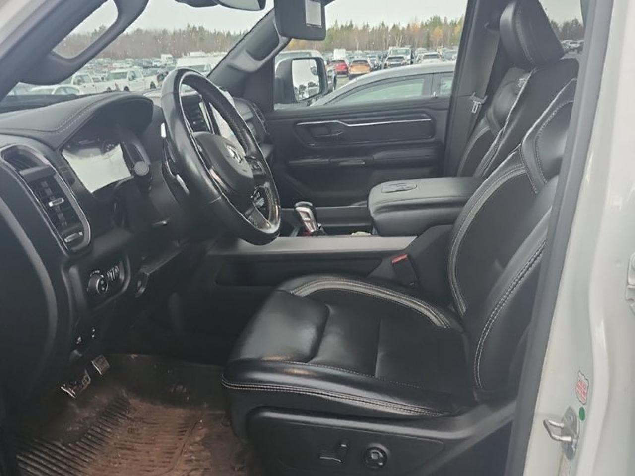 2023 RAM 1500 Sport Crew 4X4 | Hemi | GT Pkg | 3.92 Ratio | Leather | Cooled + Heated Seats | Remote Start & More! Photo