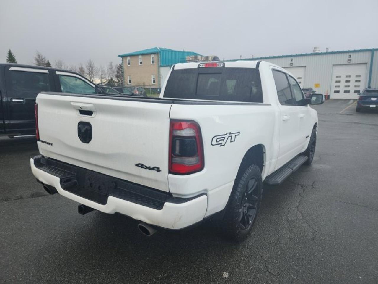 2023 RAM 1500 Sport Crew 4X4 | Hemi | GT Pkg | 3.92 Ratio | Leather | Cooled + Heated Seats | Remote Start & More! Photo