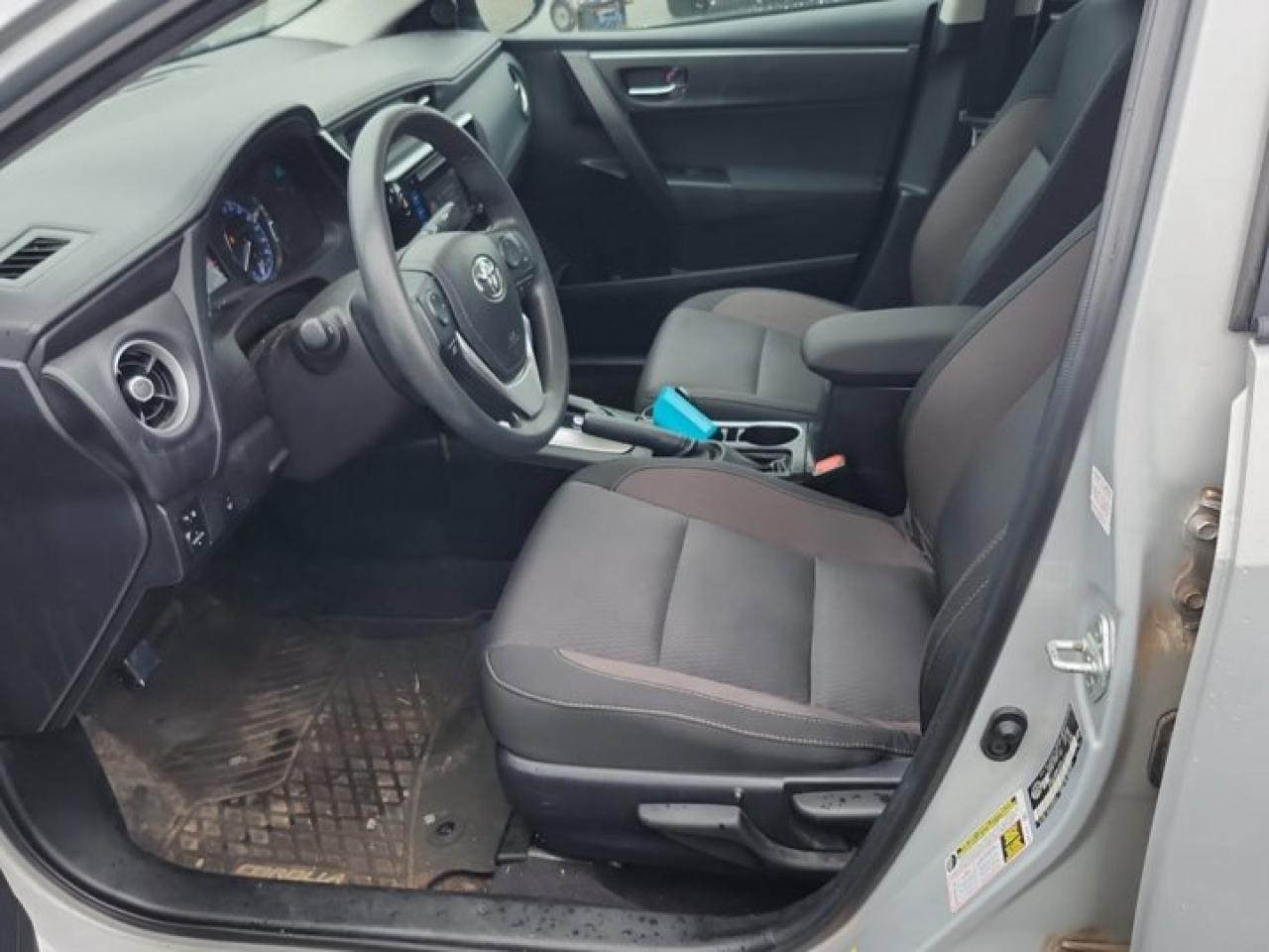 2019 Toyota Corolla LE | Radar Cruise | Heated Seats | Bluetooth | Rear Camera | and More ! Photo